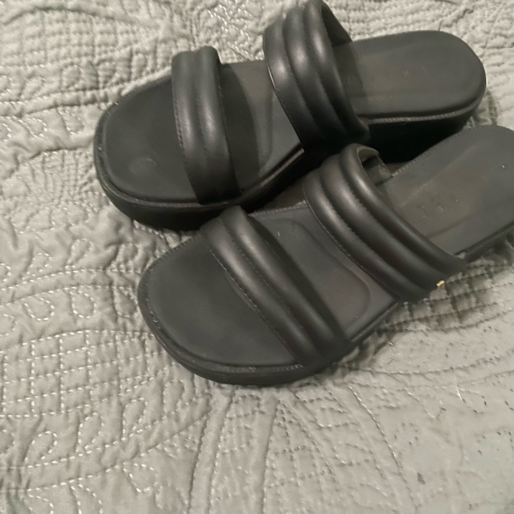 Reef Women's Black Sandals